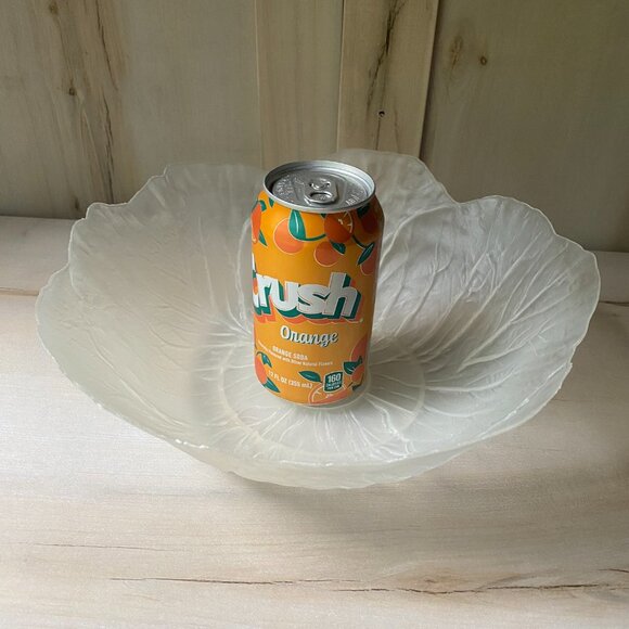 VTG Berman Industries frosted plastic lettuce / cabbage leaf salad serving bowl - Picture 8 of 8